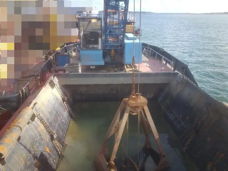 Baggeraarschip te koop
