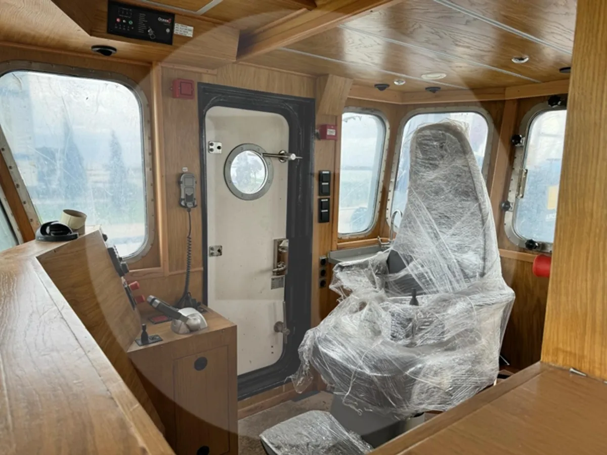 Levend vis transport schip te koop