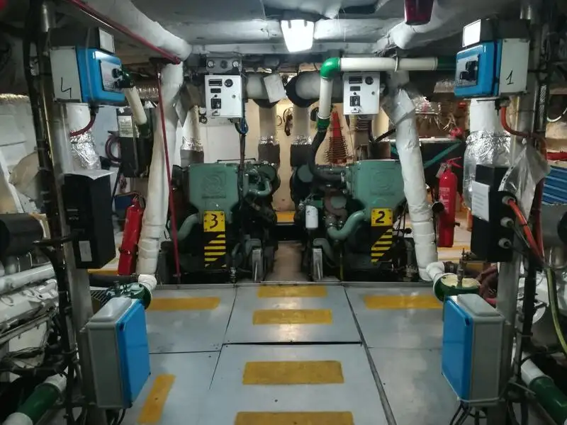 Bemanningboot te koop