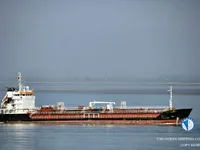 Olie-/chemikaliëntanker te koop