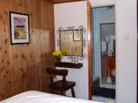 Drijvend hotel te koop