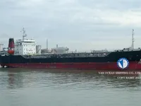 Olie-/chemikaliëntanker te koop
