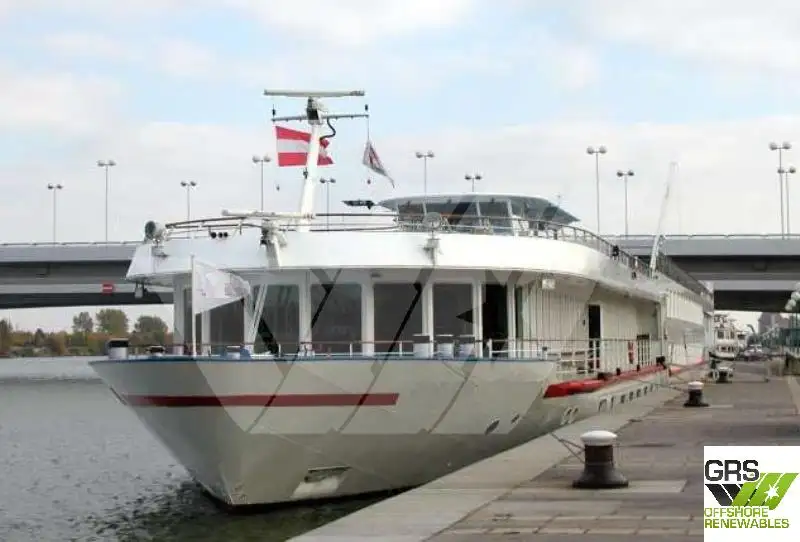Passagiersschip te koop