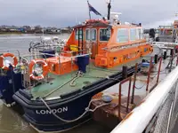 Reddingsboot te koop