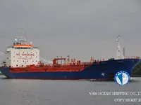Olie-/chemikaliëntanker te koop