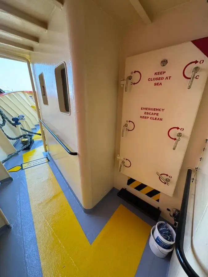Containerschip te koop