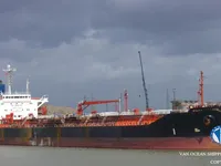 Olie-/chemikaliëntanker te koop