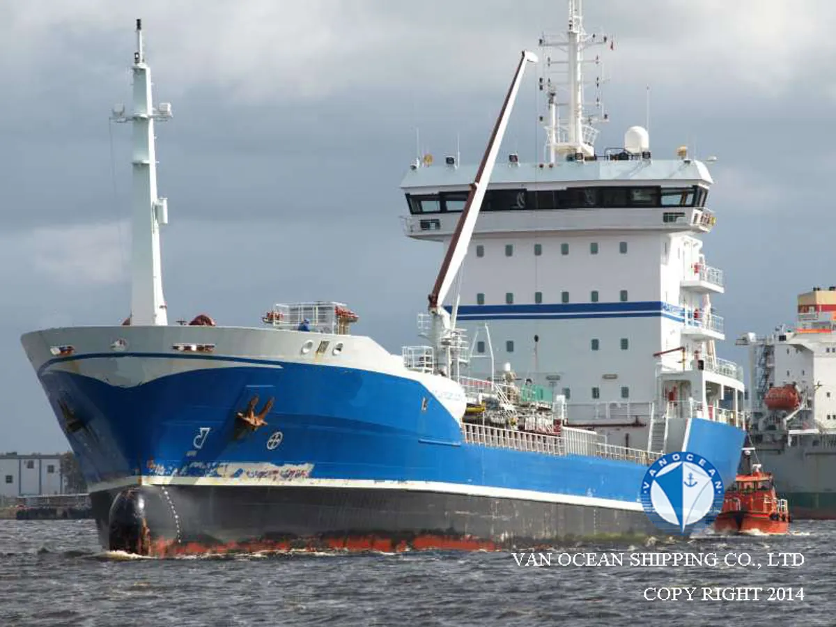 Olie-/chemikaliëntanker te koop