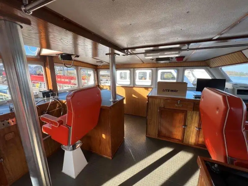 Bemanningboot te koop