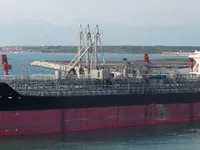 Olie-/chemikaliëntanker te koop