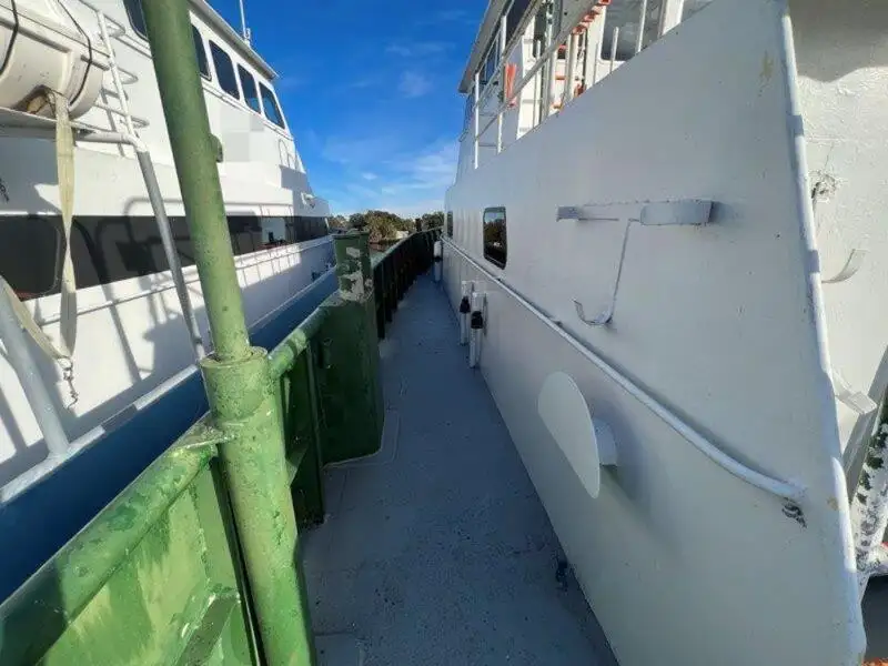 Bemanningboot te koop