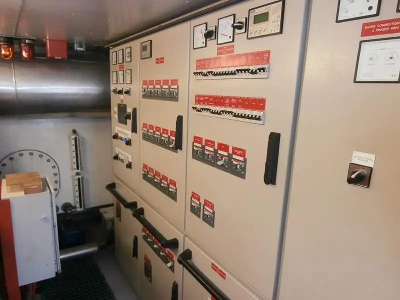 Containerschip te koop