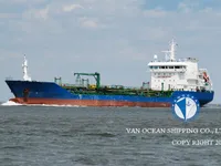 Olie-/chemikaliëntanker te koop