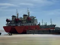 Olie-/chemikaliëntanker te koop