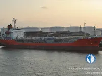 Olie-/chemikaliëntanker te koop