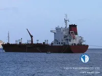 Olie-/chemikaliëntanker te koop