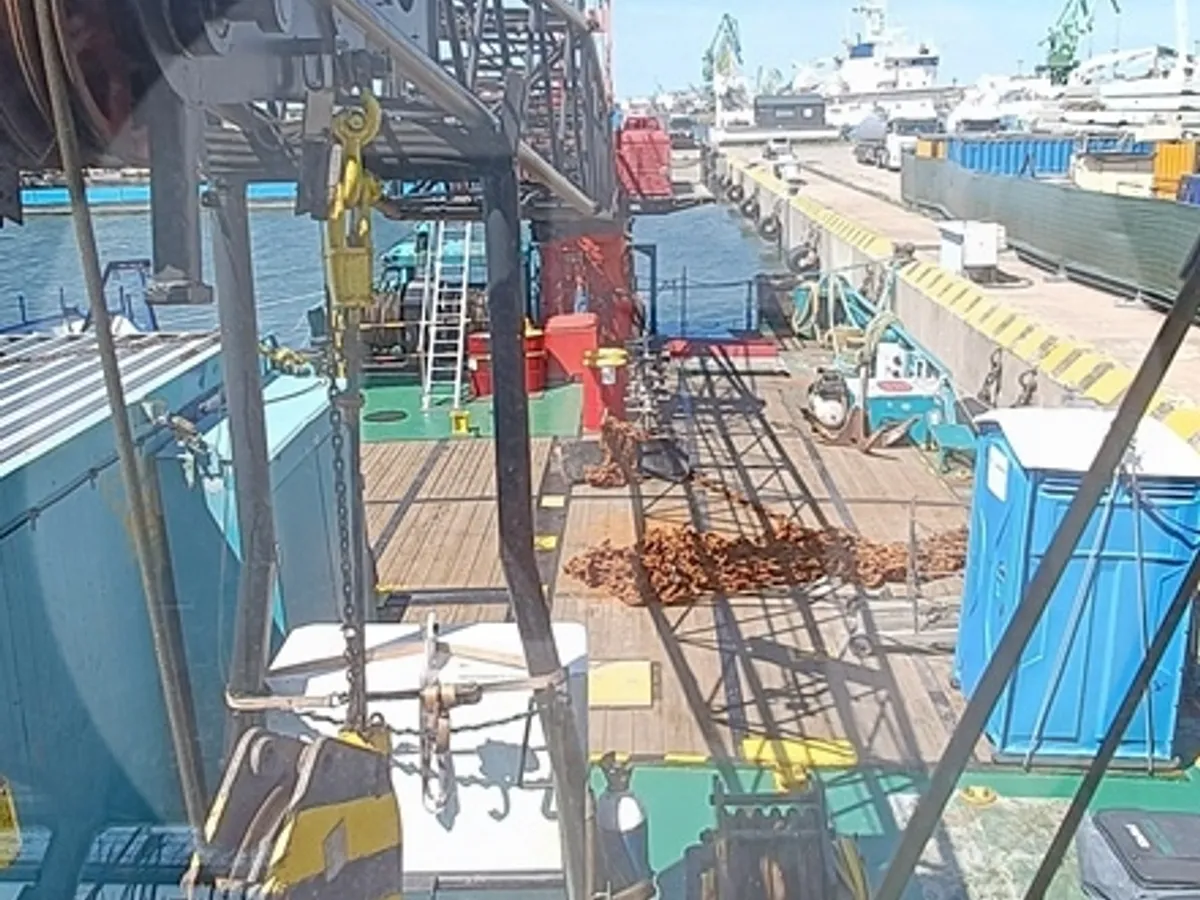 Kraanschip te koop