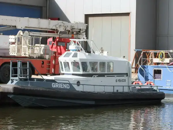 Bemanningboot te koop