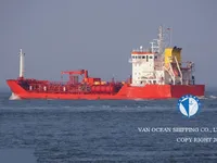 Olie-/chemikaliëntanker te koop