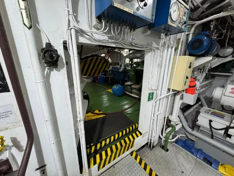 Containerschip te koop