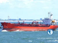 Olie-/chemikaliëntanker te koop