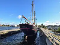 Restaurantschip Te koop