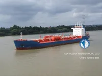 Olie-/chemikaliëntanker te koop