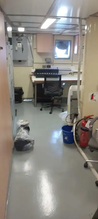 Onderzoeksvaartuig te koop