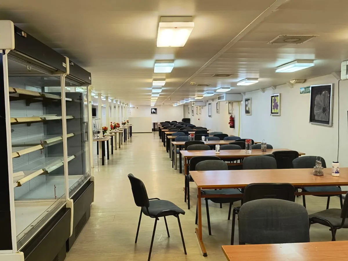 Accommodatieponton te koop