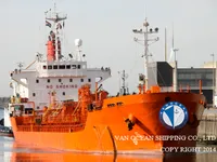 Olie-/chemikaliëntanker te koop
