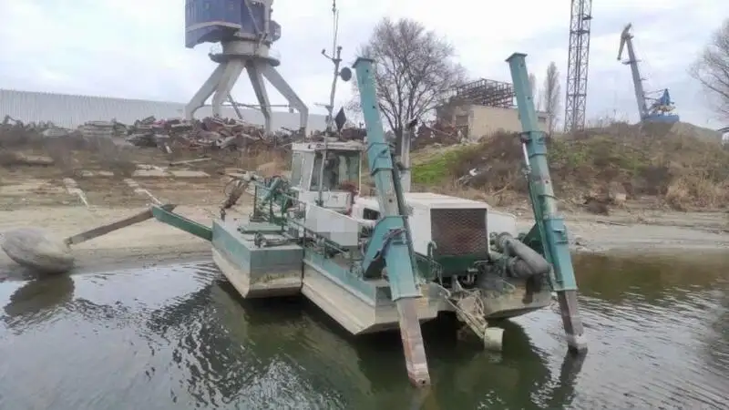 Baggeraarschip te koop