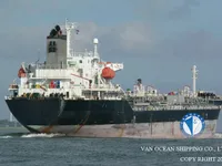 Olie-/chemikaliëntanker te koop