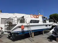 Bemanningboot te koop