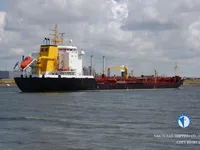 Olie-/chemikaliëntanker te koop
