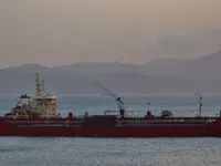 Olie-/chemikaliëntanker te koop