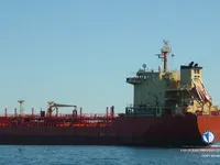 Olie-/chemikaliëntanker te koop