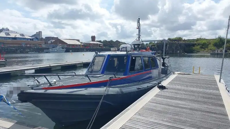 Onderzoeksvaartuig te koop