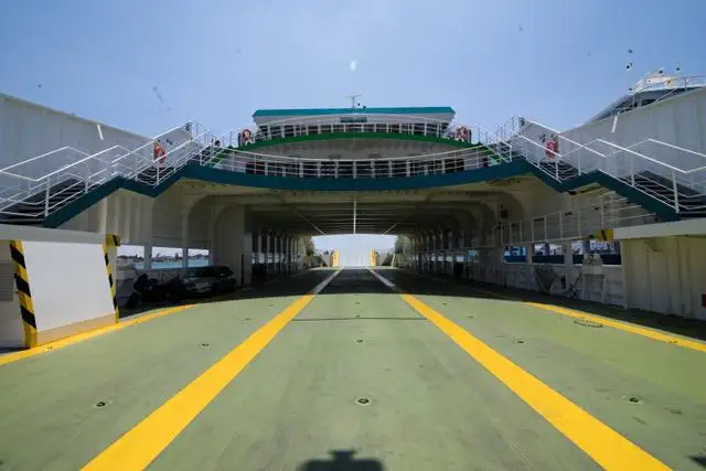 Veerboot te koop