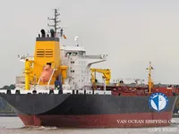 Olie-/chemikaliëntanker te koop