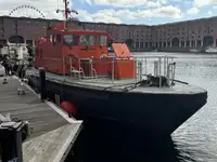 Lootsboot te koop