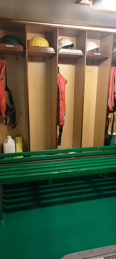 Bevoorradingsschip te koop