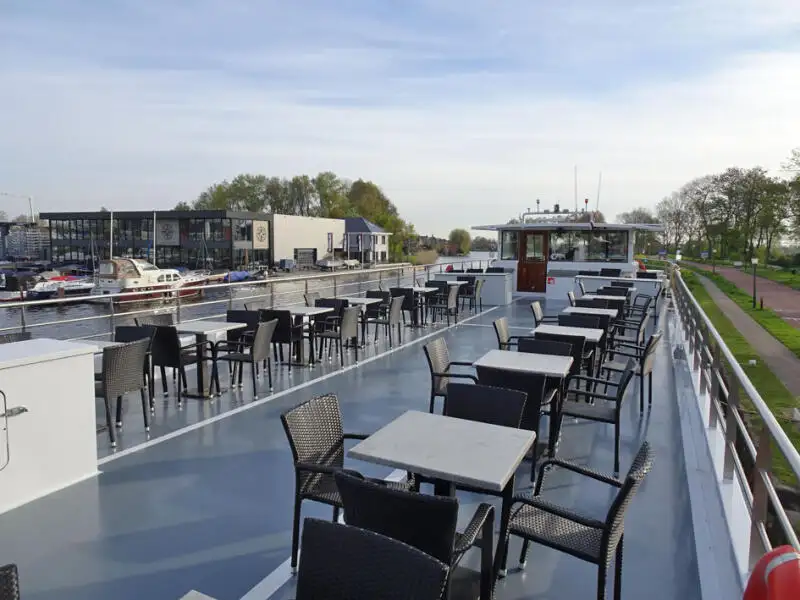 Passagiersschip te koop