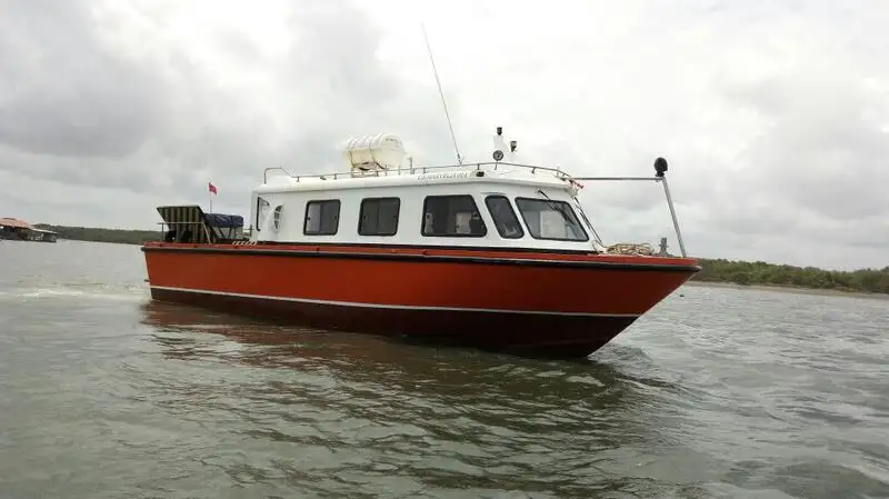 Bemanningboot te koop