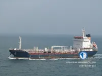 Olie-/chemikaliëntanker te koop