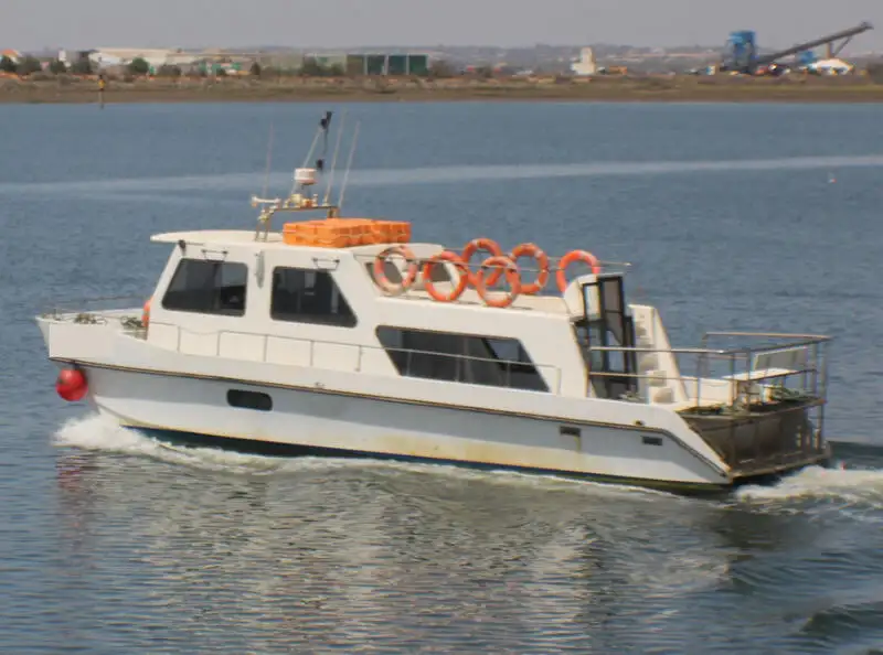 Bemanningboot te koop