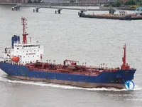 Olie-/chemikaliëntanker te koop
