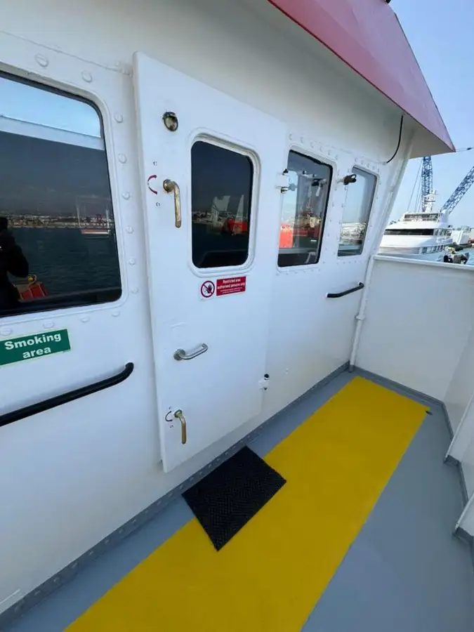 Containerschip te koop