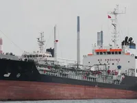 Olie-/chemikaliëntanker te koop