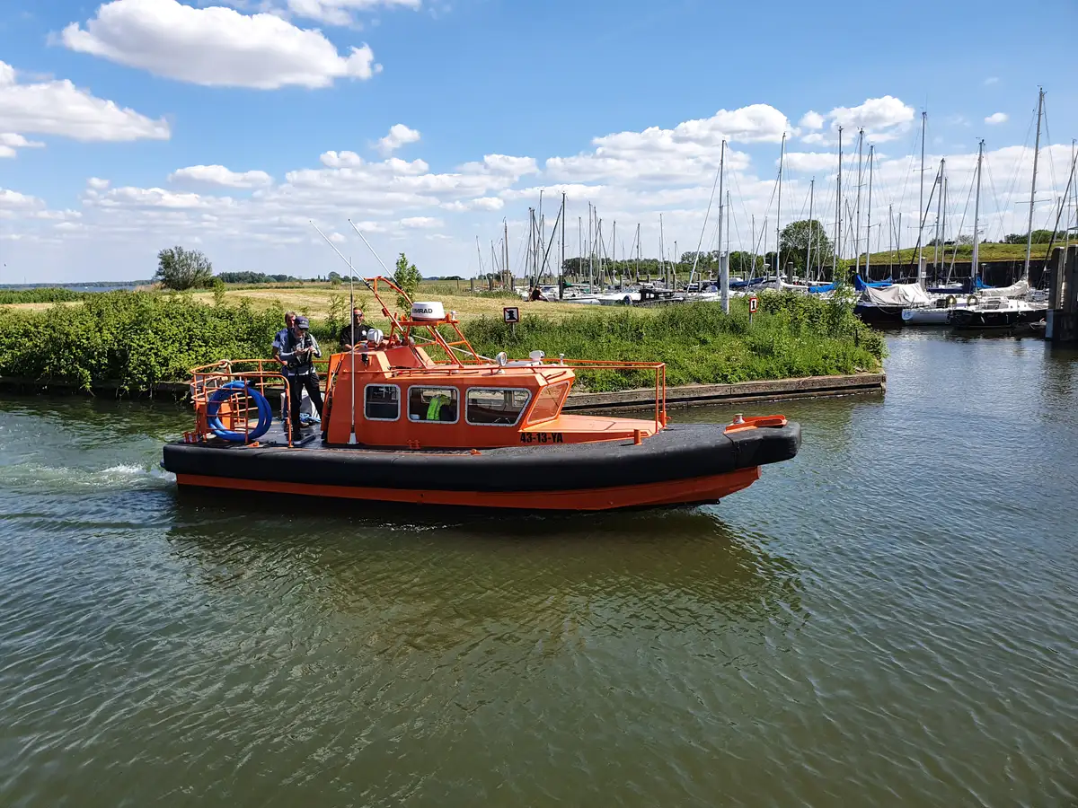 Containerschip te koop