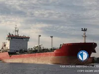 Olie-/chemikaliëntanker te koop